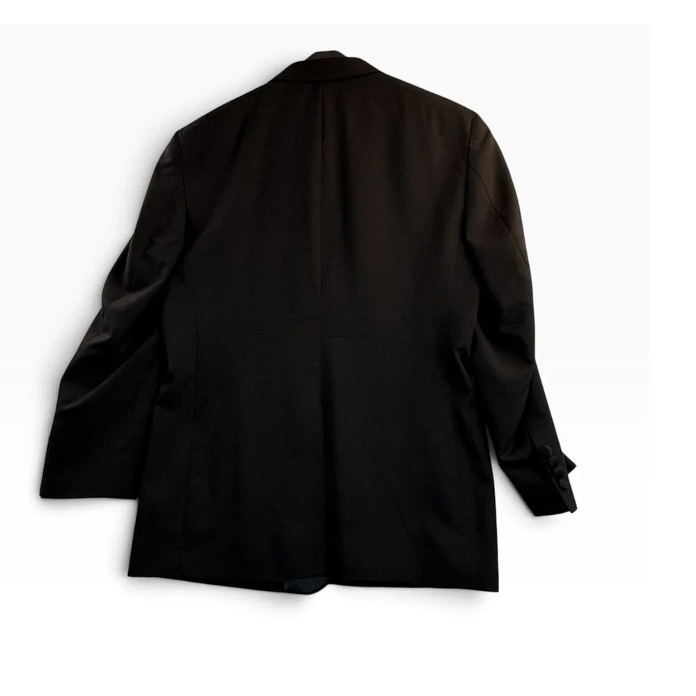 Jos A Bank Tuxedo Black 46R Wool Satin Trim Pleated Pant *Pin hole in lapel